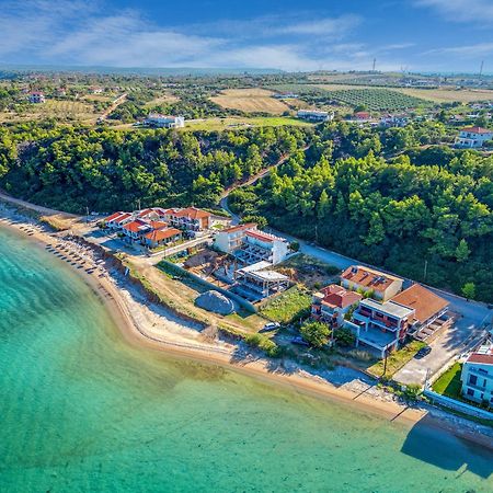 Elpiniki Luxury Rooms Nea Poteidaia Zewnętrze zdjęcie