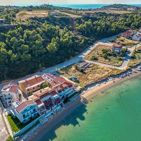 Elpiniki Luxury Rooms Nea Poteidaia Zewnętrze zdjęcie