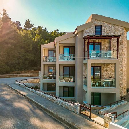 Elpiniki Luxury Rooms Nea Poteidaia Zewnętrze zdjęcie